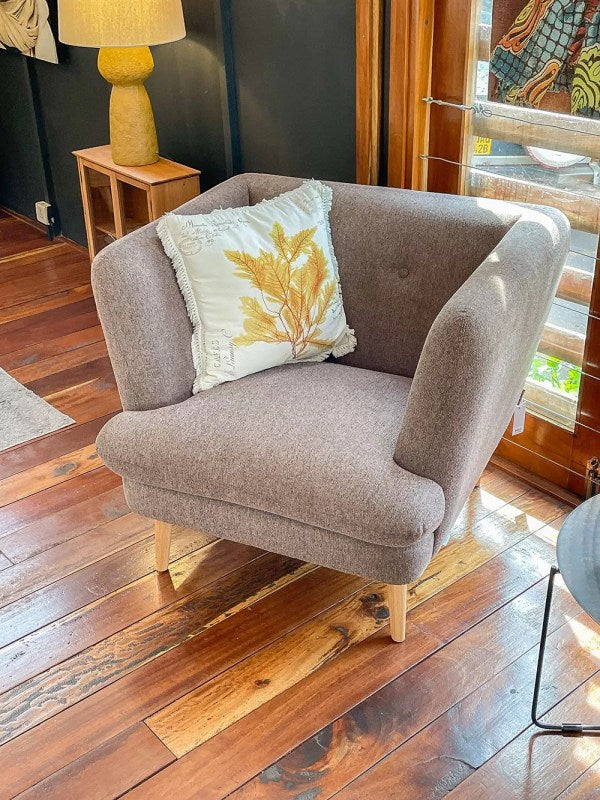 Elliot Lounge Chair