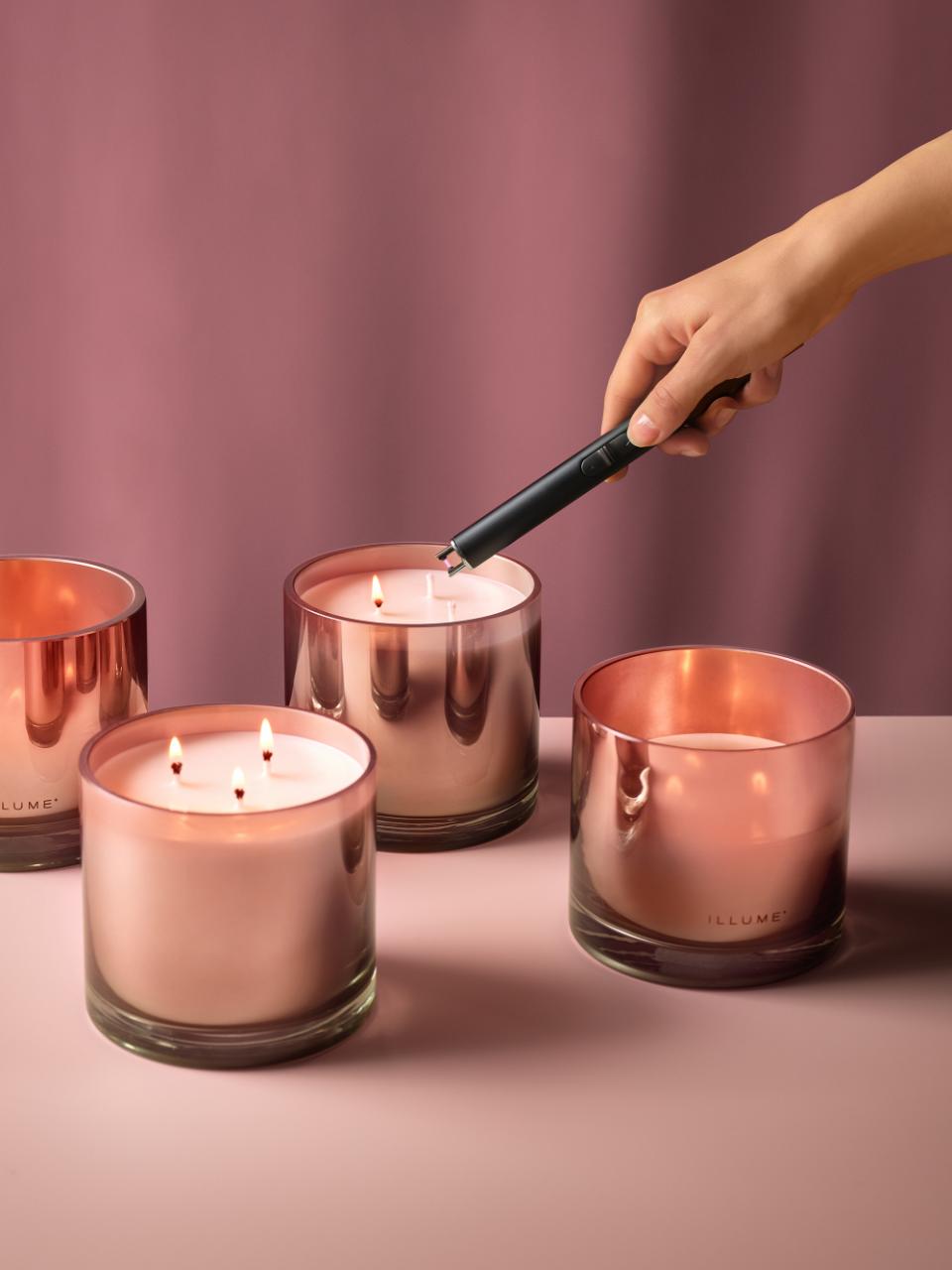 Coconut Milk Mango Statement  Glass Candle, Rose