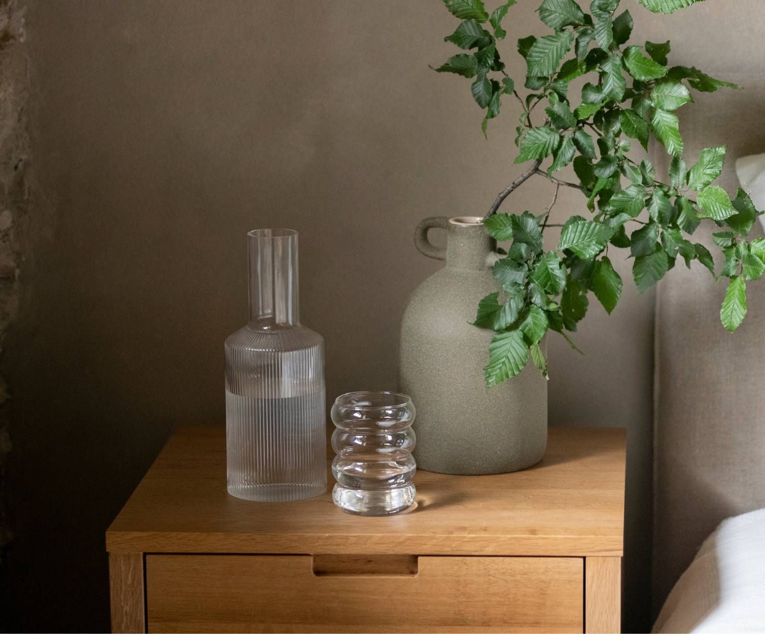 RIPPLE GLASS JUG 1L Ø 9X24CM