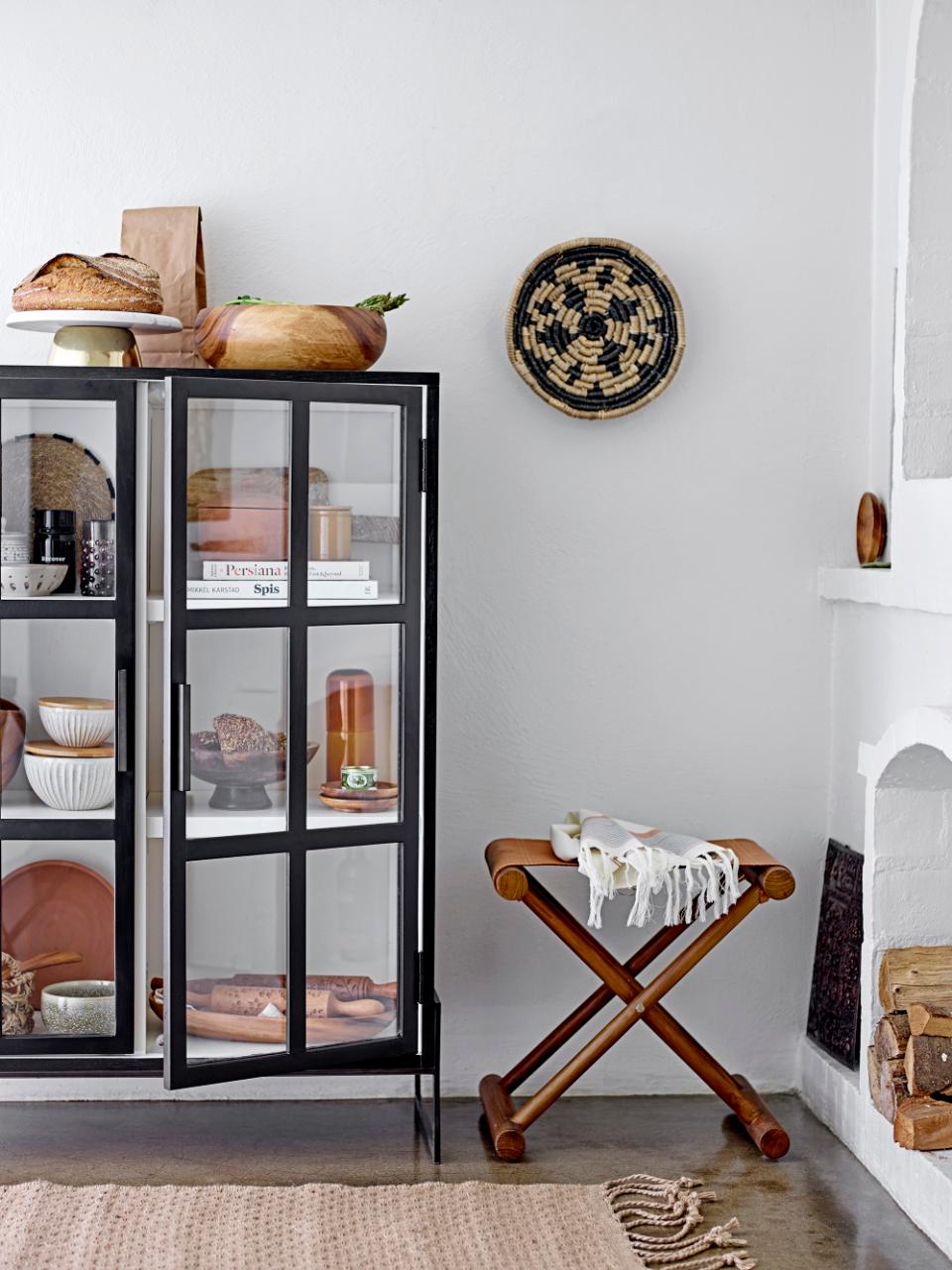 Opal Cabinet, Black, Oak