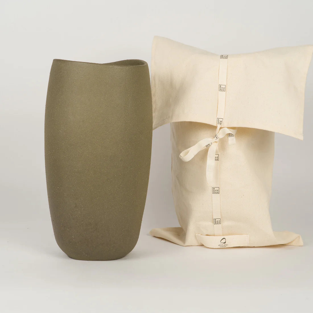 Doteki Indoor Vase - Moss