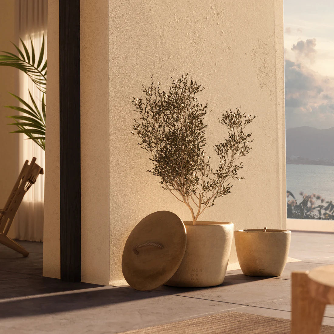 Oudoor: Urban Candle XL Desert  Neutral + Cover. AVAILABLE TO PRE ORDER.