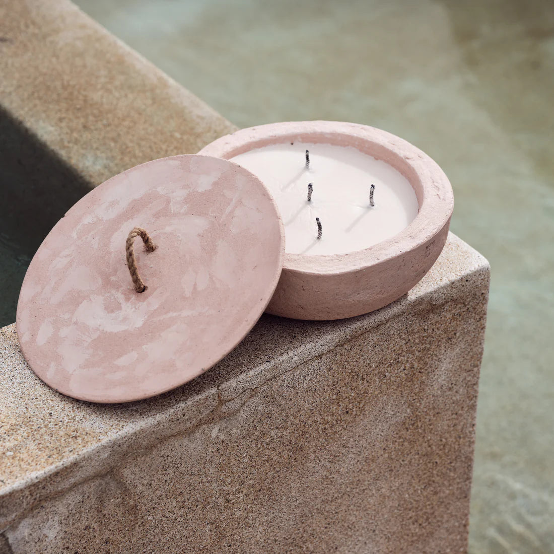 Outdoor: Urban Candle XXXL  Desert Neutral + Cover .AVAILABLE TO PRE ORDER.